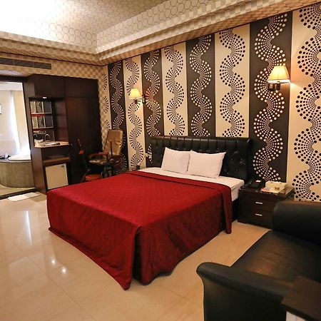 Hua Jia Motel Tajnan Kültér fotó