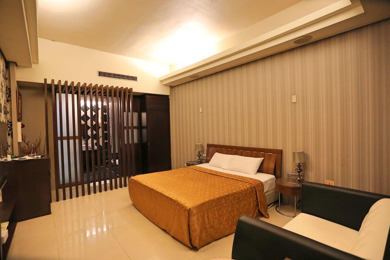 Hua Jia Motel Tajnan Kültér fotó