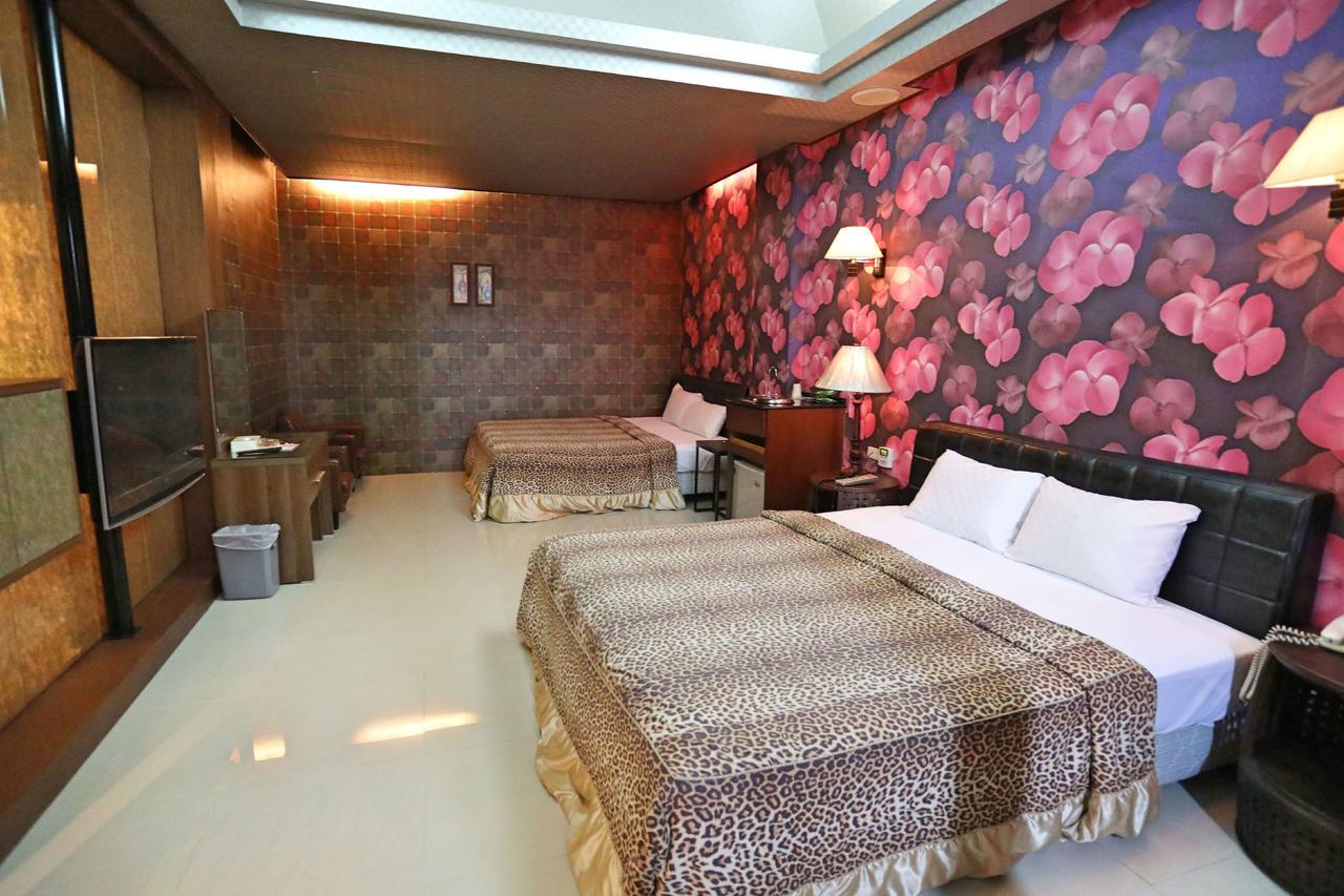 Hua Jia Motel Tajnan Kültér fotó