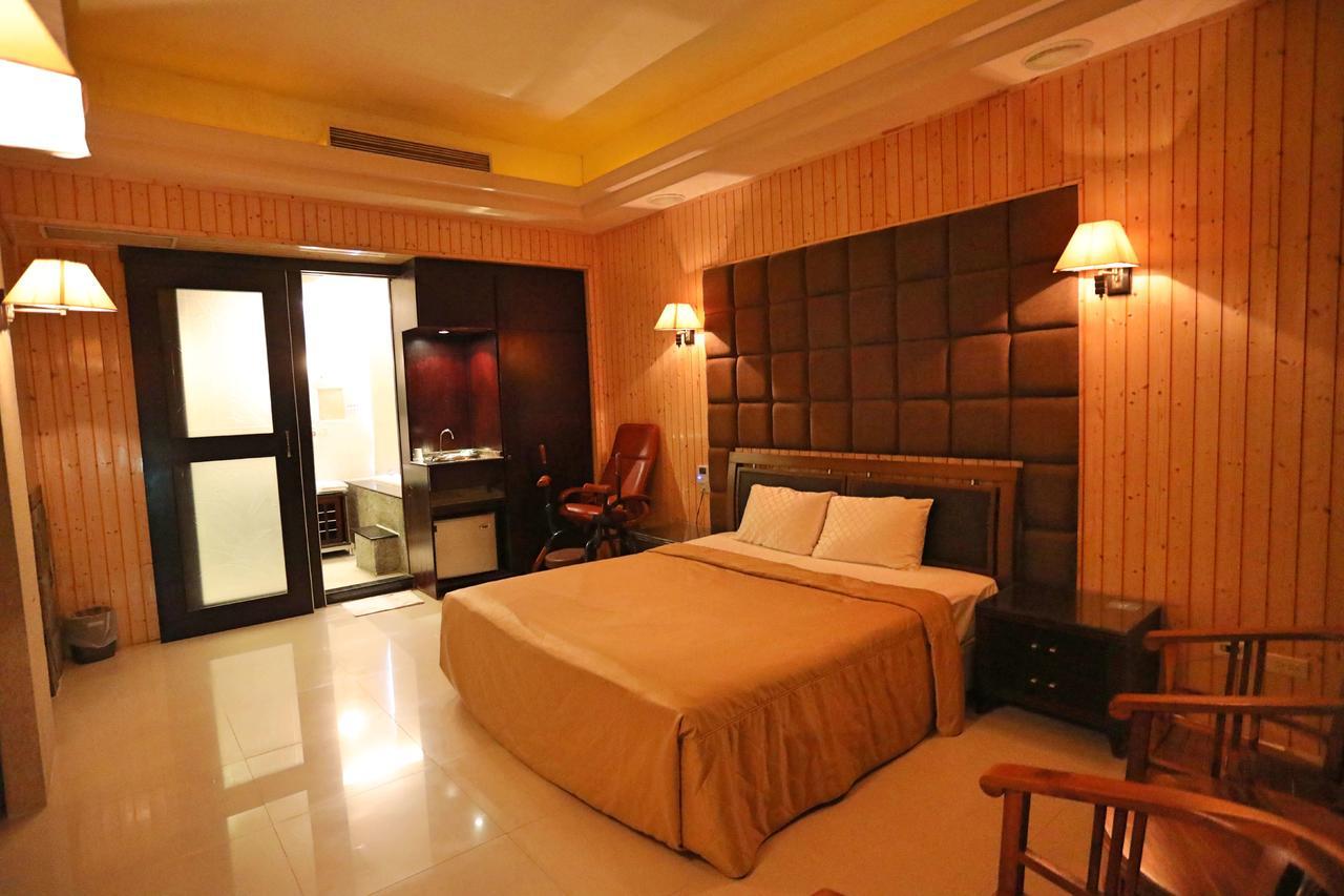 Hua Jia Motel Tajnan Kültér fotó